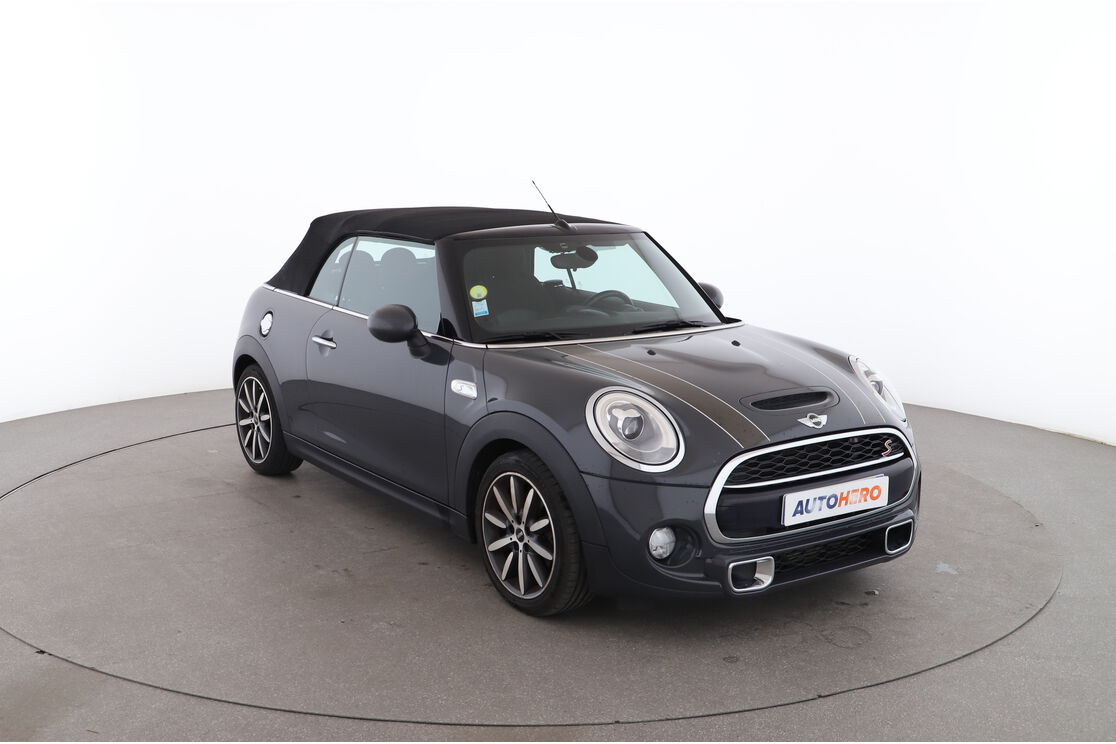 MINI Cabrio Cooper SD Finition Red Hot Chili BVA6 — photo 7