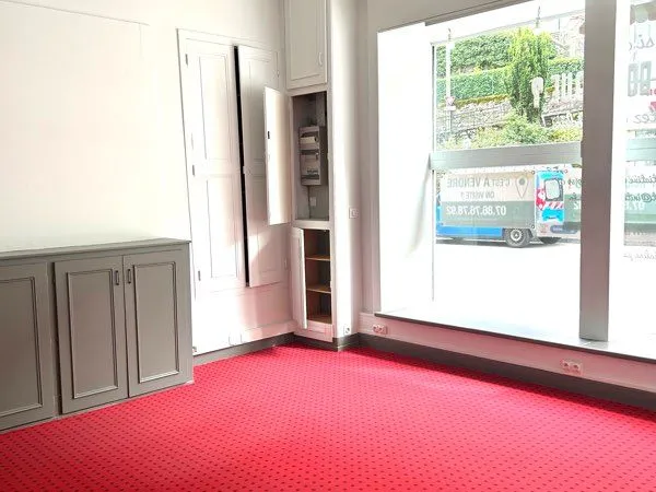 Local commercial
