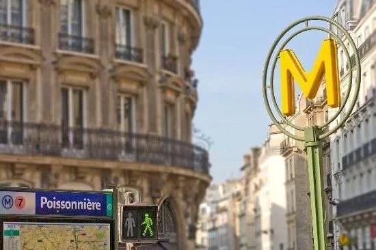 LOCATION PURE 153M2 - FAUBOURG POISSONNIÈRE -