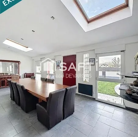 Maison 6 pièces 167 m²