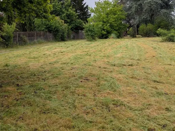 Terrain 1350m²