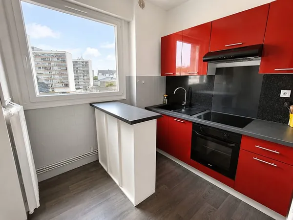 À LOUER APPARTEMENT T4 MEUBLÉ LORIENT