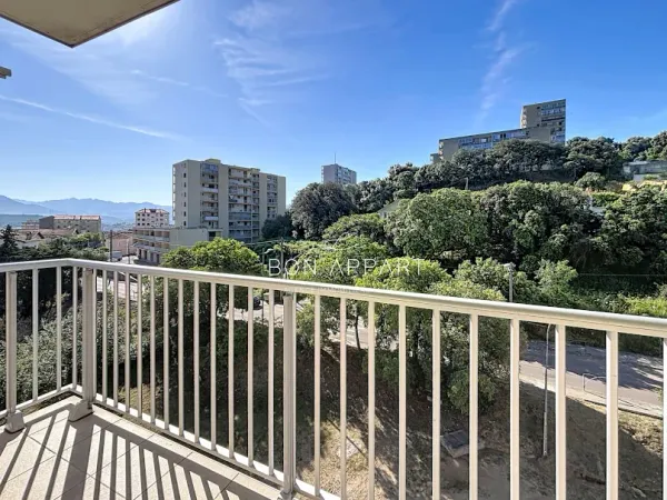Appartement 4 pièces 69 m²