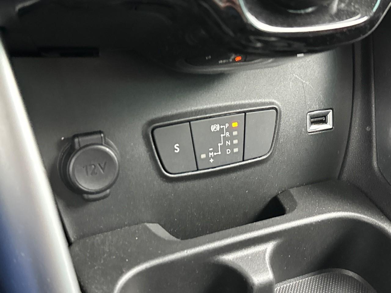 Citroën C3 Aircross puretech 130 s&s eat6 rip curl — photo 28