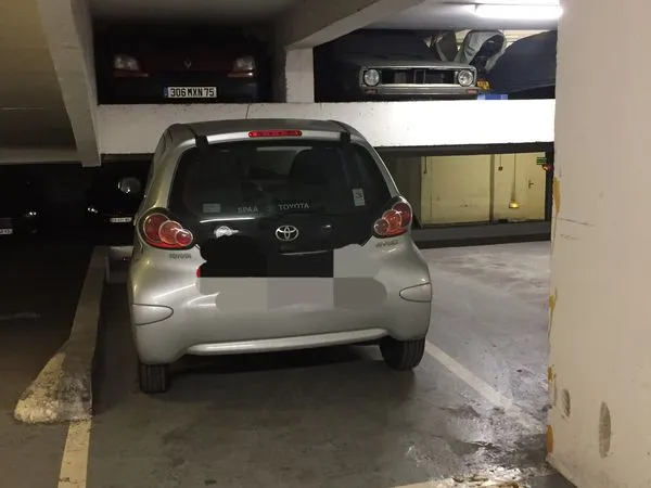 Location parking paris 12