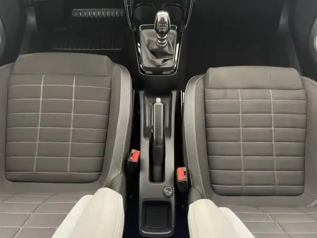 Citroën C3 turbo 100 ch bvm6 — photo 62