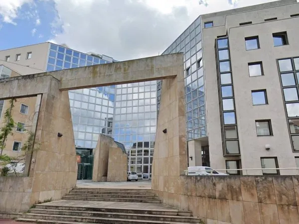 Bureaux 2 pièces 136 m²