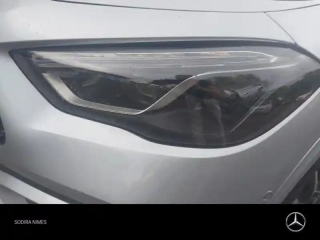 Mercedes Gla 200 d 150ch amg line 8g-dct — photo 13