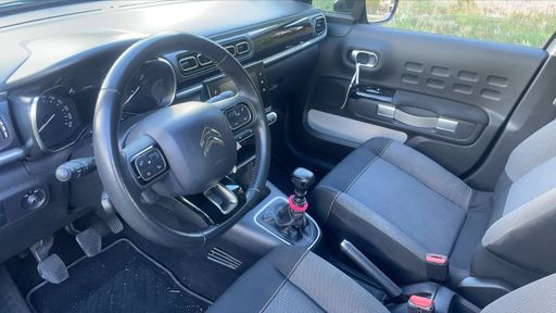 Citroen C3 1.2 110 - Shine – 2019 – 67972 km – Essence – Boîte Manuelle — photo 18