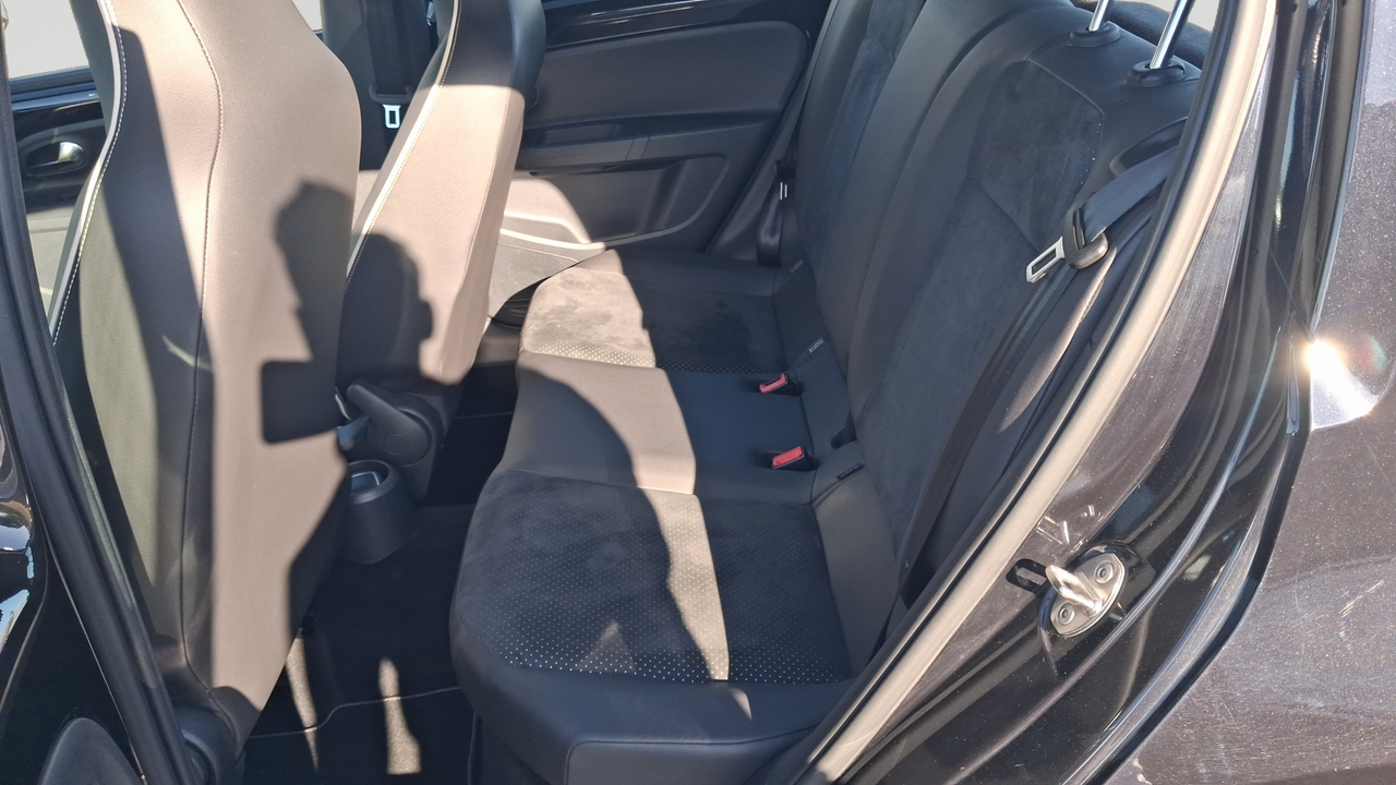 Seat Mii 1.0 60 ch — photo 17