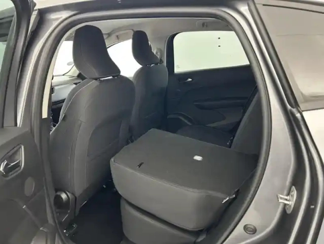 Renault Arkana 1.3 tce mild hybrid 140ch evolution edc — photo 30