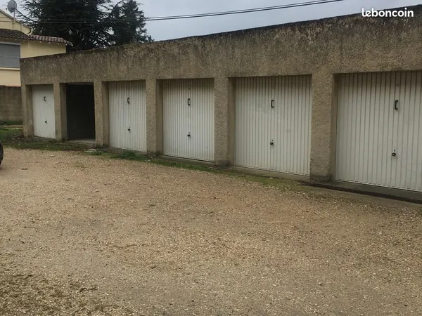 Parking/box 12 m² Avignon