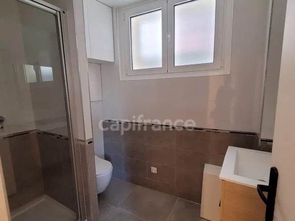 Studio 1 pièce 33 m²