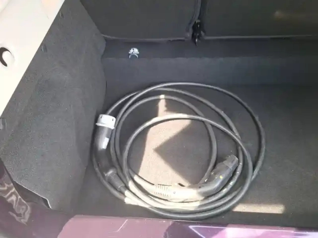 Renault Zoé zoe r110 - my22 — photo 24