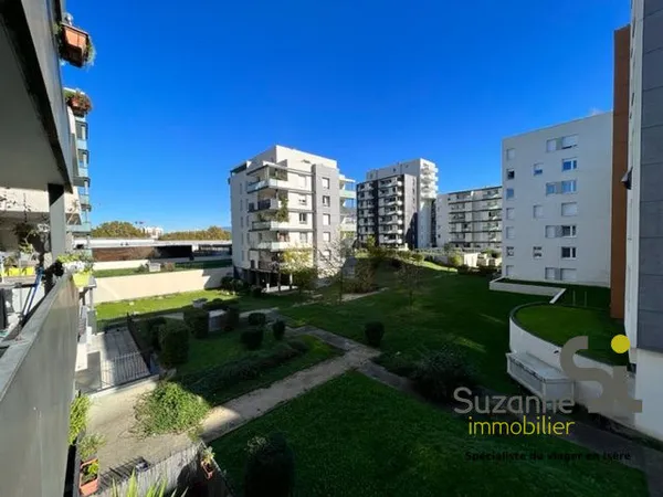 T2 de standing de 45,27 m² non meublé  Calme avec vue jardi