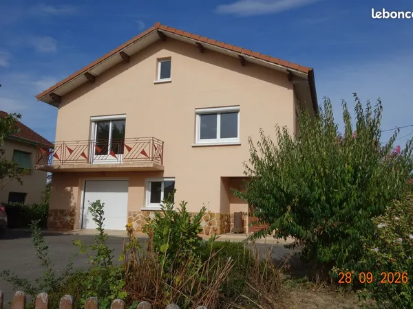 Maison à Corgenon