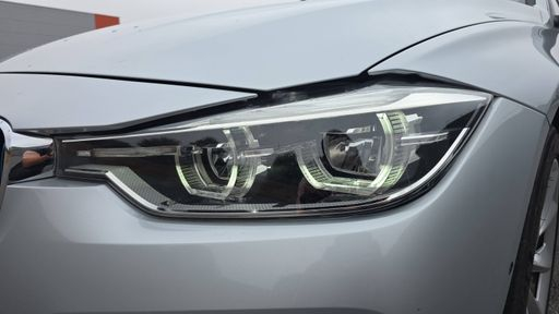 BMW Serie 3 330e 252 BVA8 - Luxury – 2016 – 152763 km – Hybride rechargeable – Boîte Automatique — photo 8