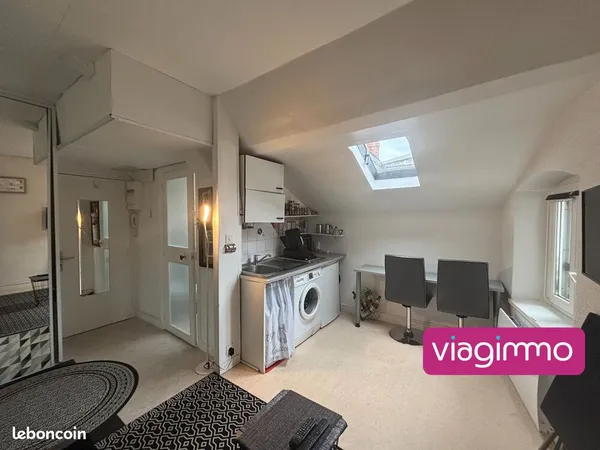 Studio en viager 1 pièce 16 m²