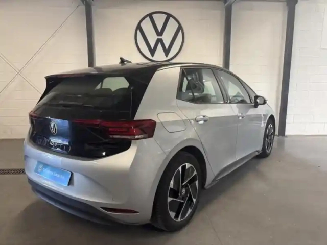 Volkswagen Id.3 145ch pro 58 kwh — photo 2