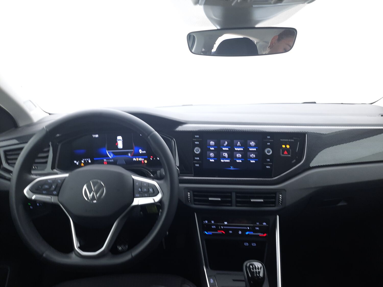 Volkswagen Polo — photo 10