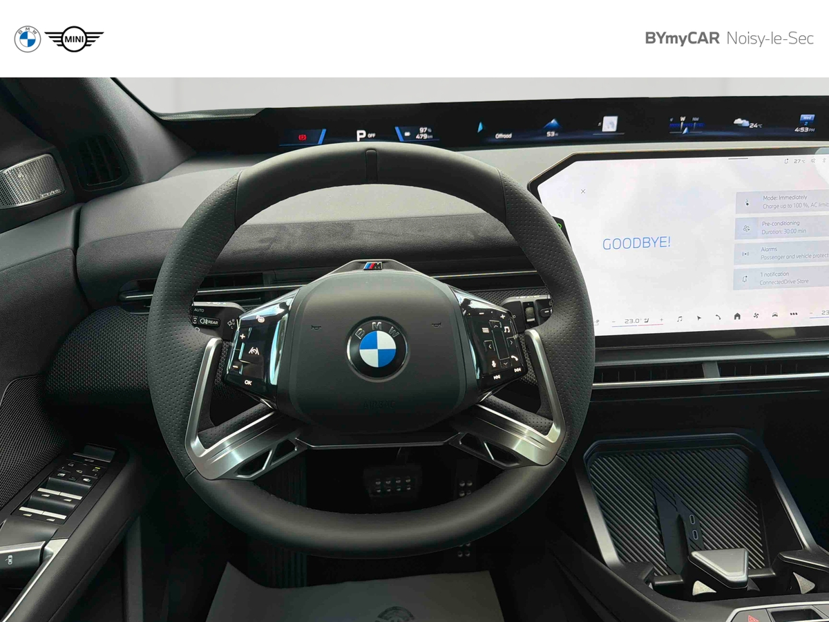 BMW iX3 50 xDrive — photo 10