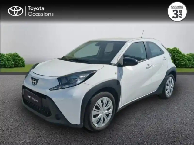 Toyota Aygo X 1.0 vvt-i 72ch dynamic — photo 1