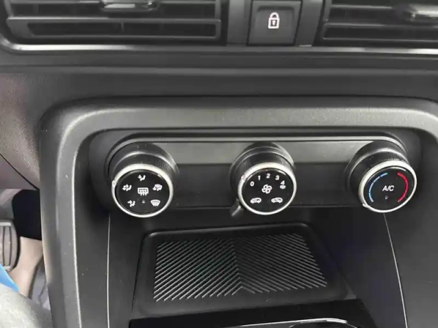 Citroën C3 1.2 turbo 100ch plus — photo 15