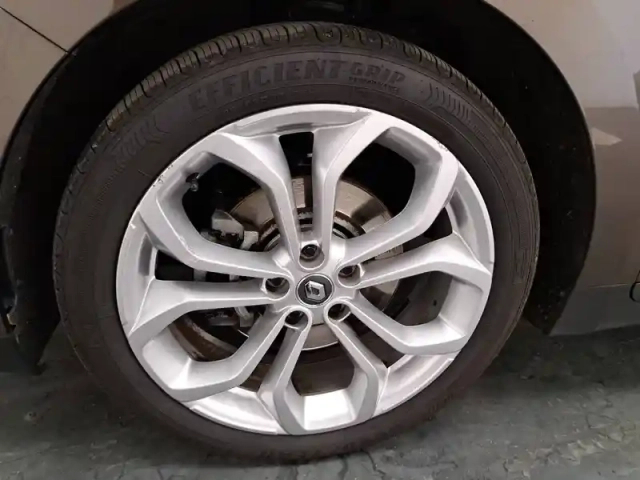 Renault Scenic grand  dci 110 energy — photo 16