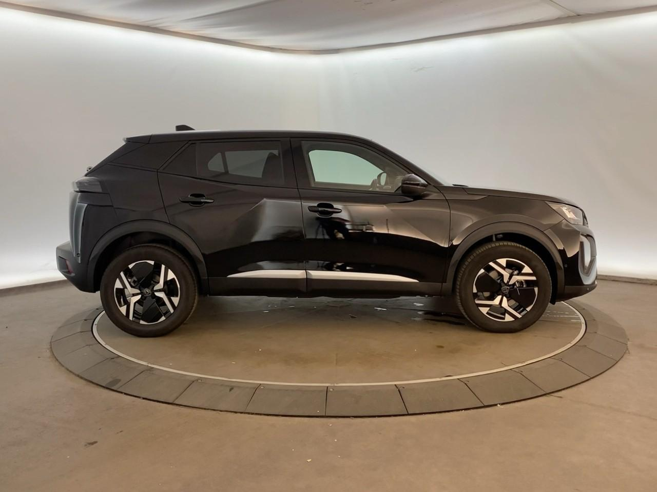 Peugeot 2008 hybrid 145 ch e-dcs6 allure — photo 4
