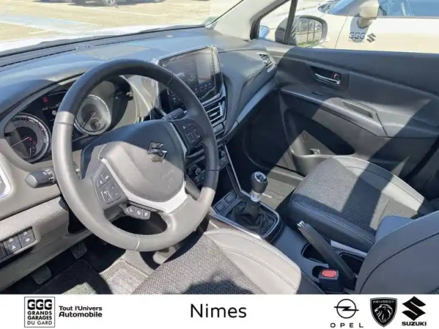 Suzuki S-Cross 1.4 boosterjet hybrid — photo 24