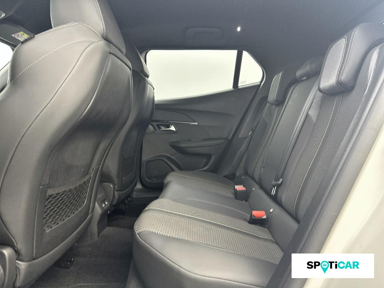 Peugeot 2008 1.2 puretech 130ch s&s gt — photo 10