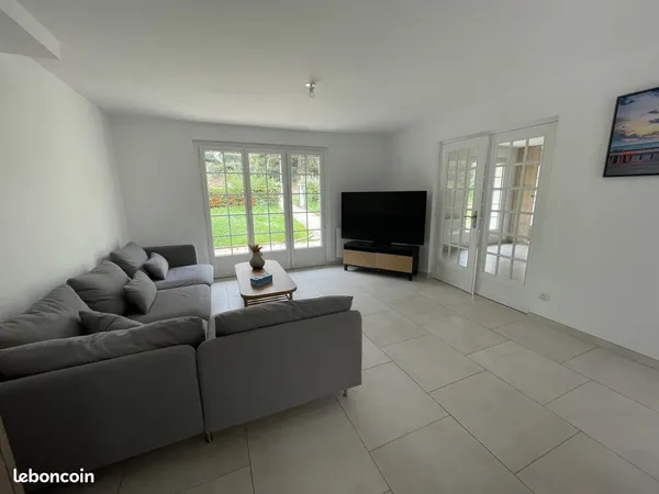 Maison 6 pièces 215 m²