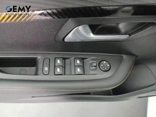 Peugeot 208 puretech 100 s&amp;s bvm6 — photo 12