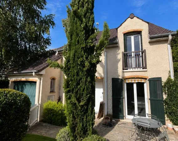 Maison 8 pièces 147 m²