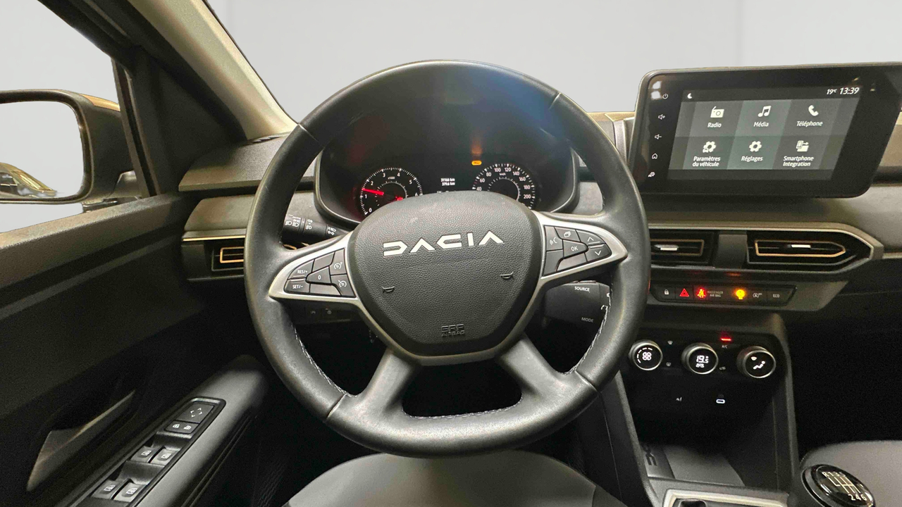 Dacia Sandero ECO-G 100 GSR2 — photo 12