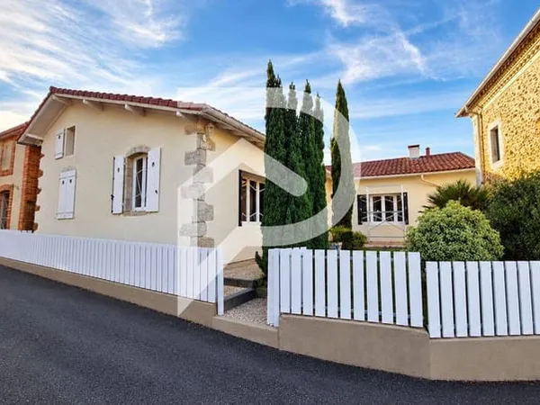 Maison 8 pièces 188 m²