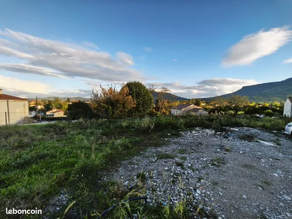 Terrain à bâtir à Chomérac