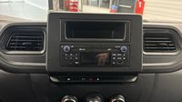 Renault Master F3300 L2H2 2.3 Blue dCi 135ch Confort Euro6 — photo 27