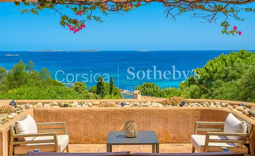 Villa 10 pièces 420 m²