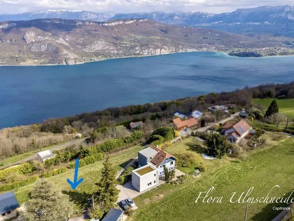 Terrain 1240 m²