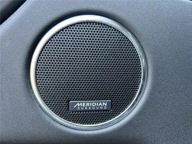 Land Rover Discovery Sport mark vii p300e phev awd bva — photo 23