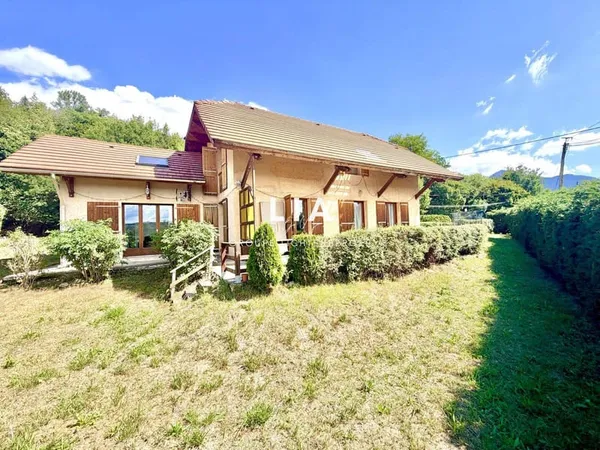 Maison 6 pièces 144 m²