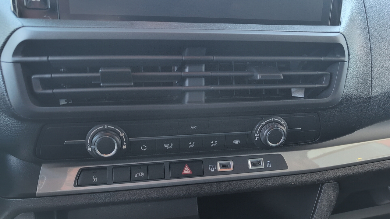 Fiat SCUDO FOURGON M DIESEL 150 CH AUTOMATIQUE — photo 16