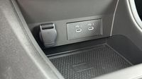 Renault Captur 1.8 E-Tech full hybrid 160ch Techno - 25 — photo 19
