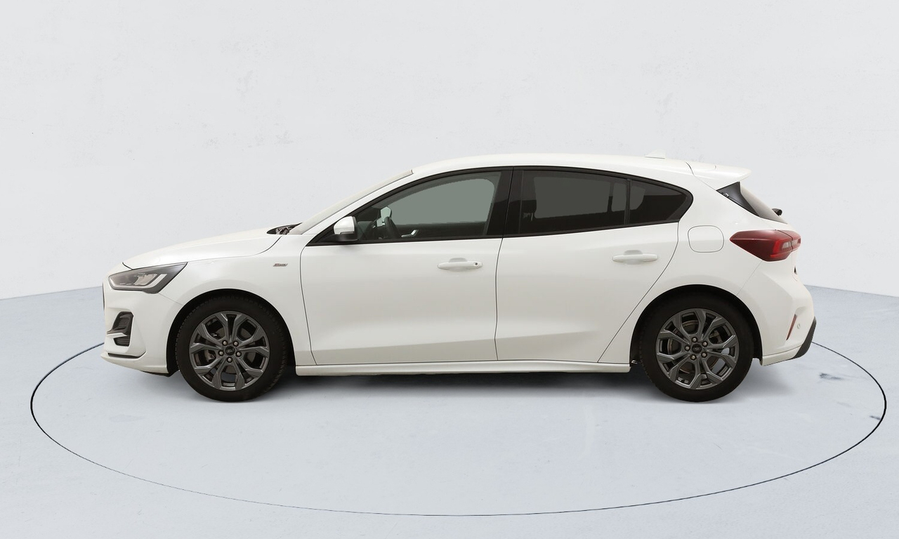 Ford Focus — photo 2