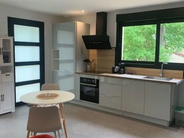 Appartement meublé T2 .