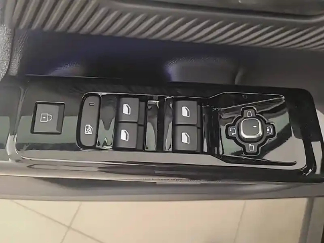 Citroën C5 Aircross hybride 145 ch e-dcs6 — photo 22