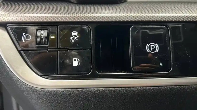 Kia Sportage 1.6 t-gdi 245ch isg hybride rechargeable bva6 4x4 — photo 11
