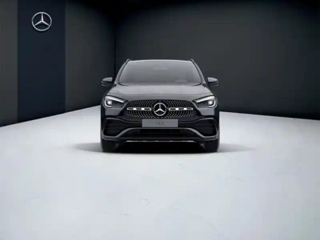 Mercedes Gla 200 d amg line — photo 8