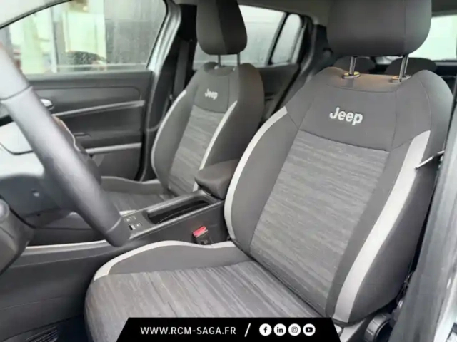 Jeep Avenger electrique 156ch 115kw longitude — photo 15